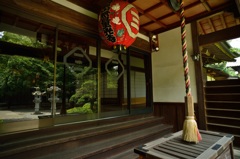 ～映る～無量光寺（本堂）