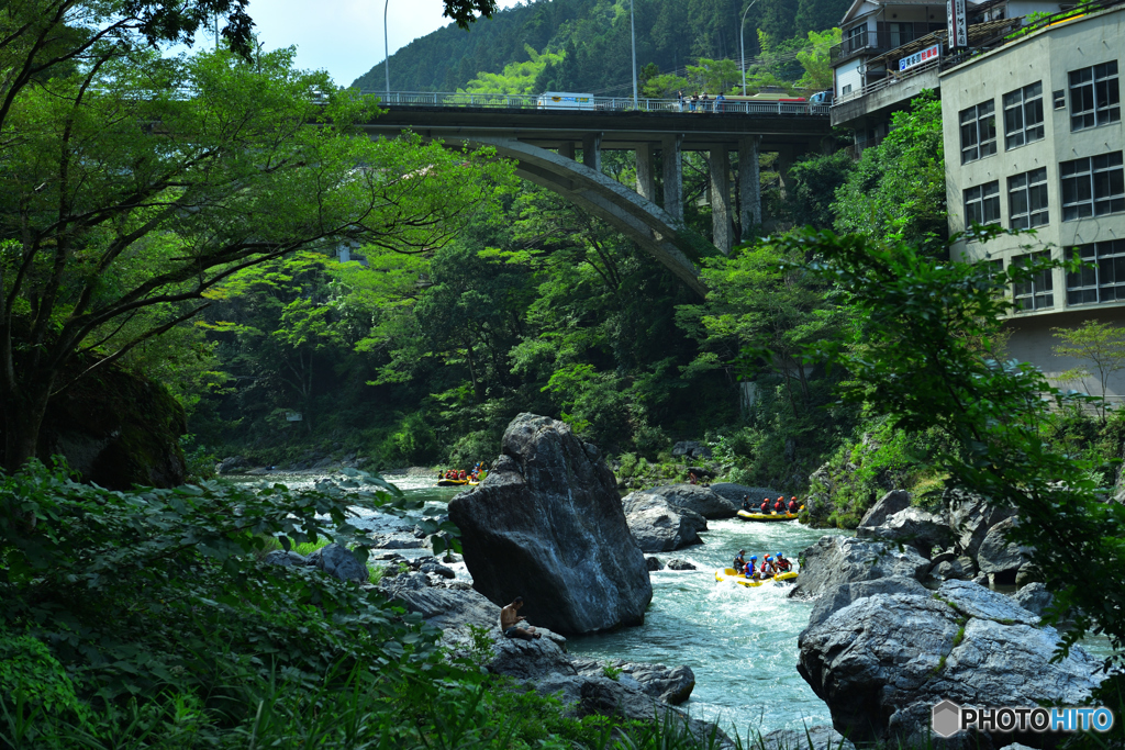 夏の渓流