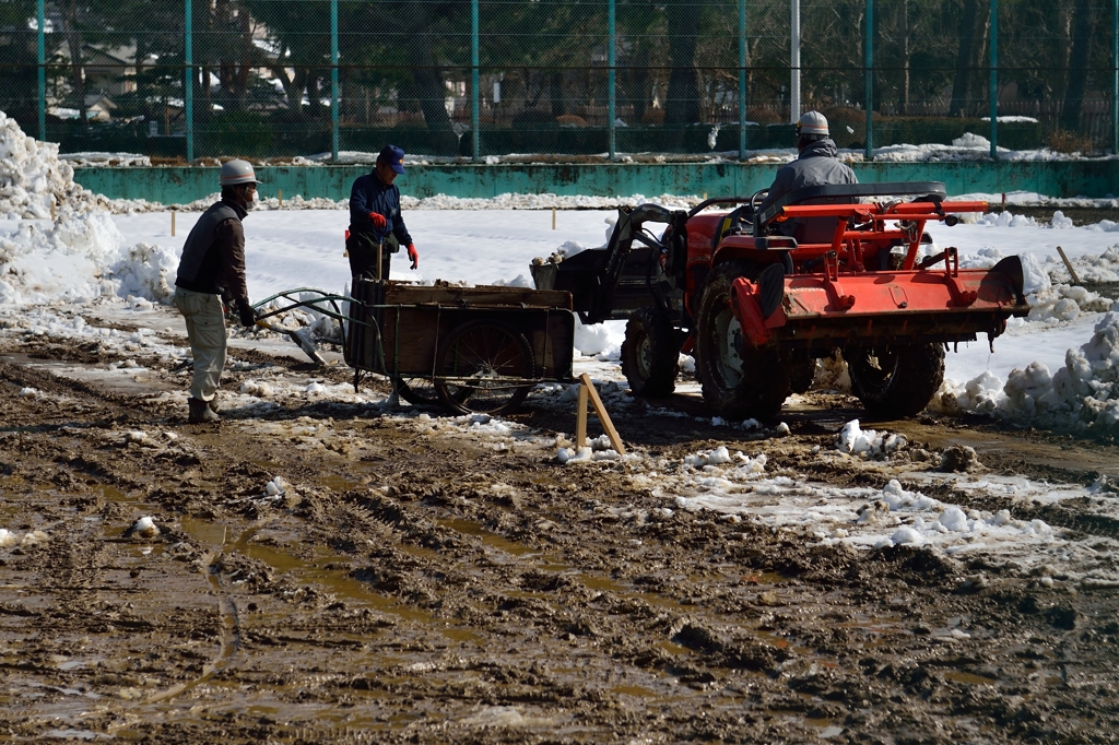 ”寂しいテニスコート”