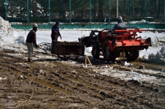 ”寂しいテニスコート”