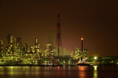 ”煌めく工場夜景~横浜”