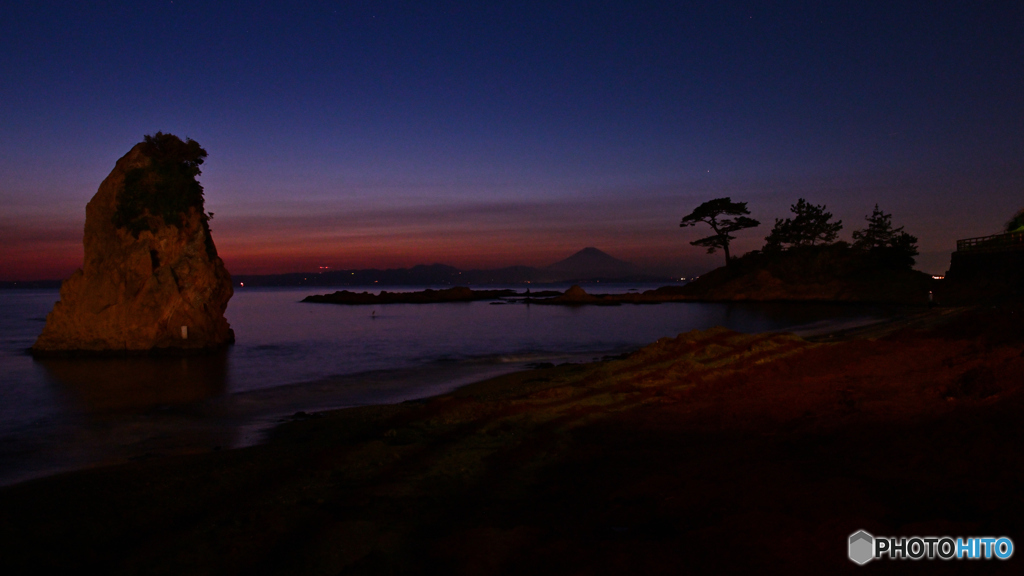 宵の明星刻の立石海岸