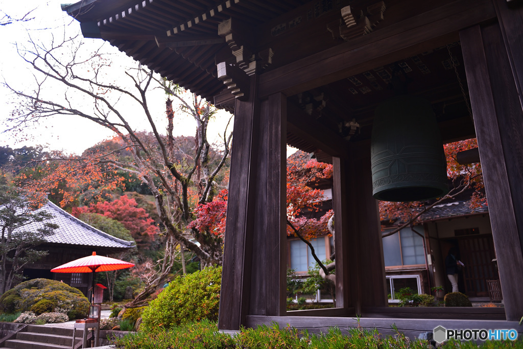 牧歌的な寺院