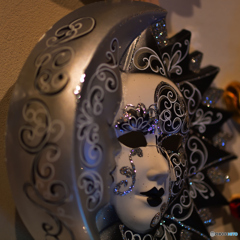 仮面舞踏会はシルバー。。