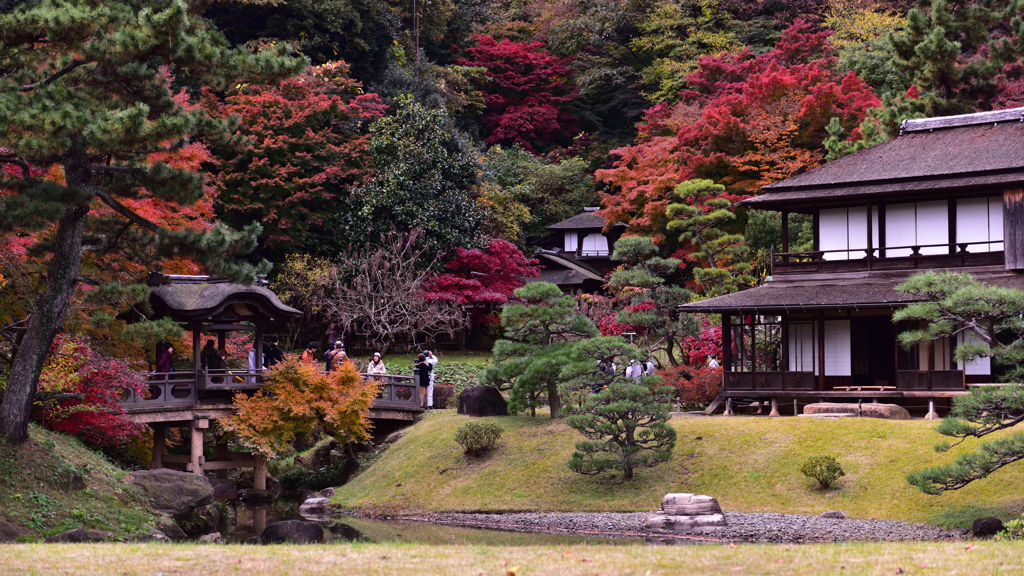 花嫁たちの紅舞台