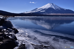 山中湖初凍結