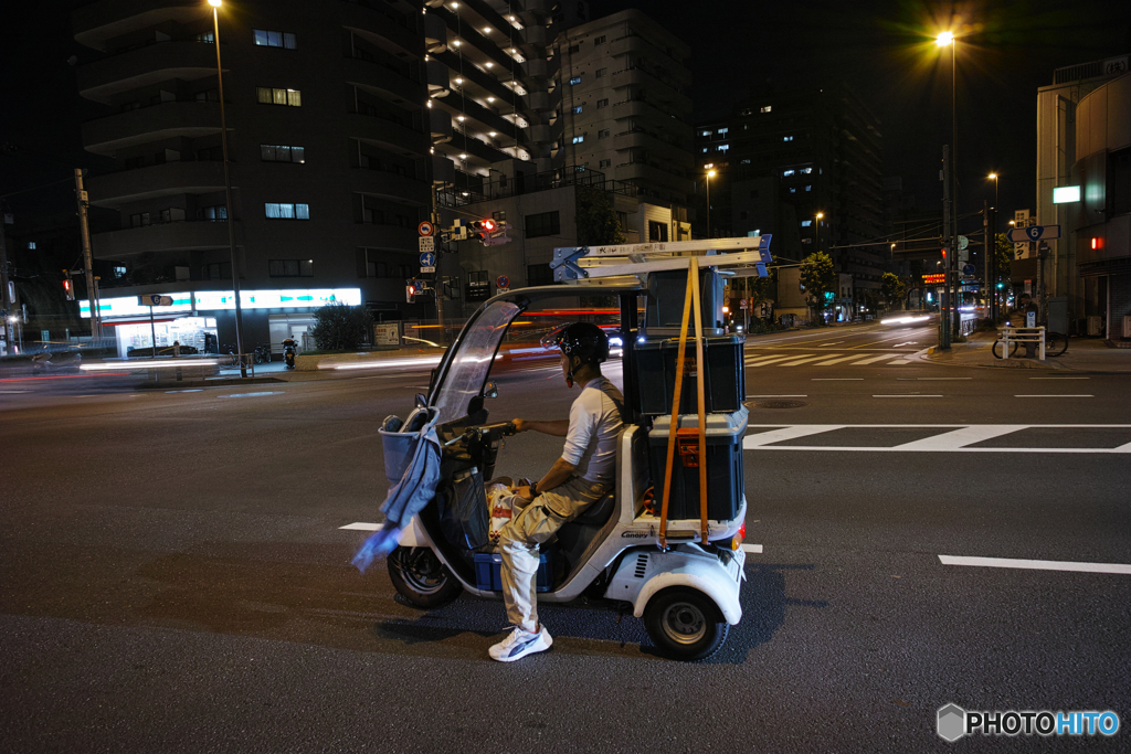 言問橋東交差点