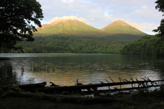 雌阿寒岳と阿寒富士