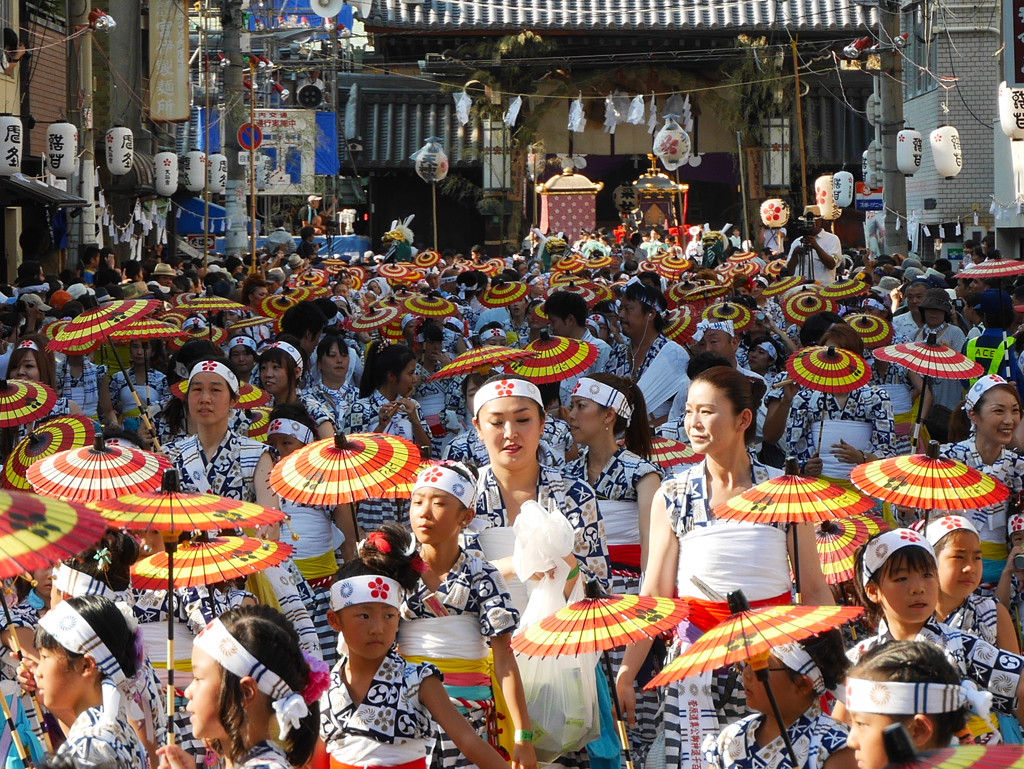 天神祭り　傘踊り