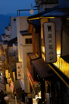 夕暮れの石段