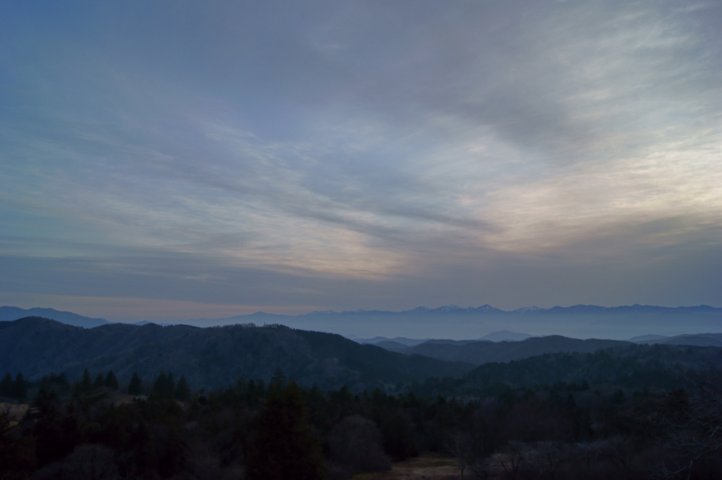 茶臼山高原より