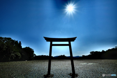 薦神社 三角池