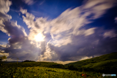 空 駆ける雲