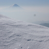 煙る霊峰