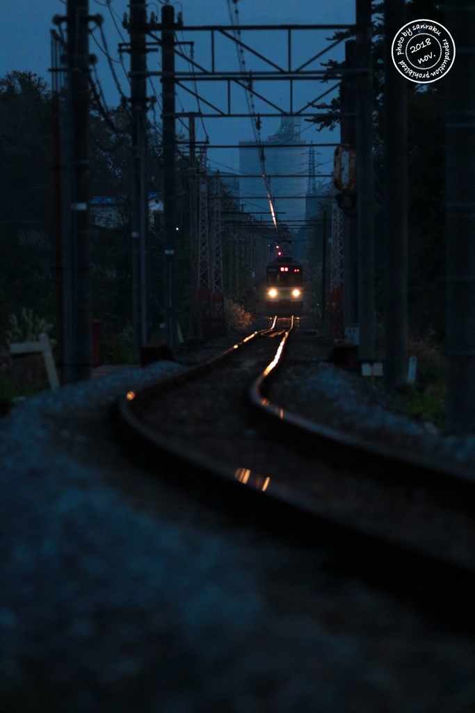 宵闇の鉄路