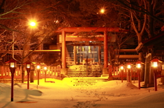 厳かな本殿