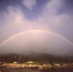 虹が架かった夕方