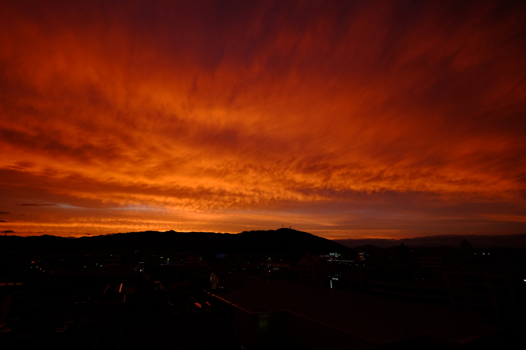 燃える夕空