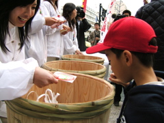 我らがカープ　樽募金