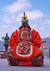陵王　１）