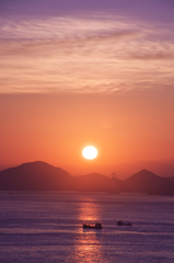 瀬戸の夜明け　２）