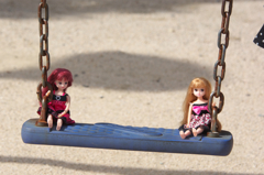 ブランコリカちゃん　3）