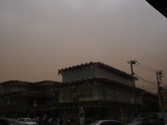 黄砂じゃなくて土煙