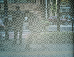 摺りガラスの向こうの景色