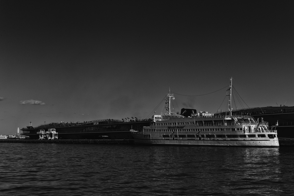 横浜港