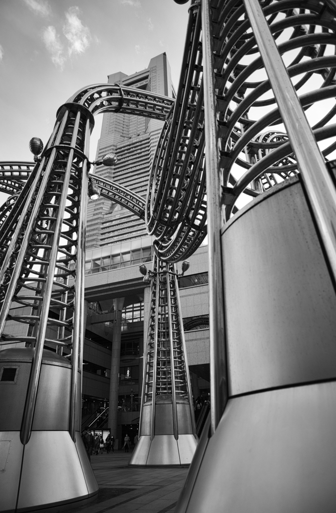 メタリックな空間