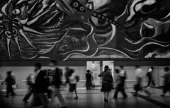 過ぎ行く人々の中で… 過ぎ行く人々の中で…