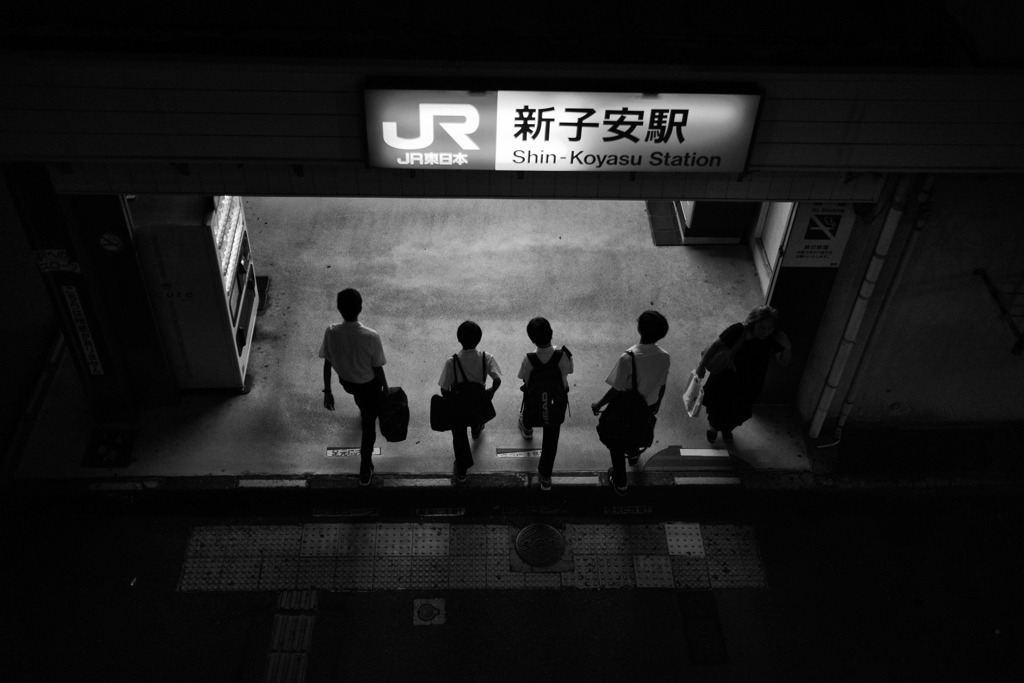 4人組