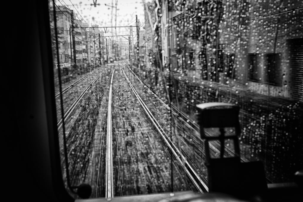 雨の中を行く #2