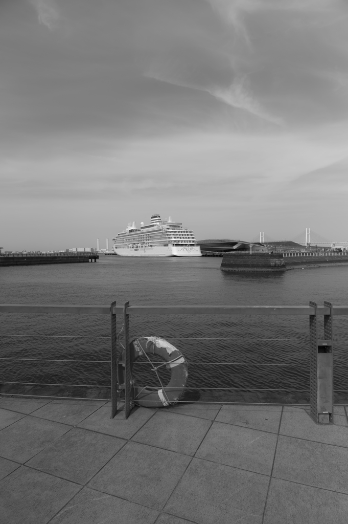 横浜港