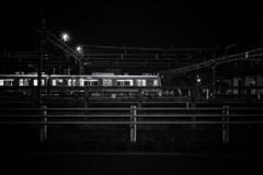 A train at the midnight