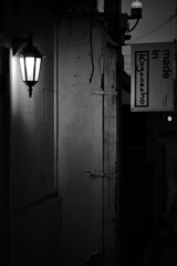 暗夜一灯