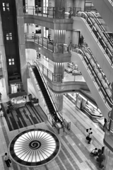 floors,escalators+elevator