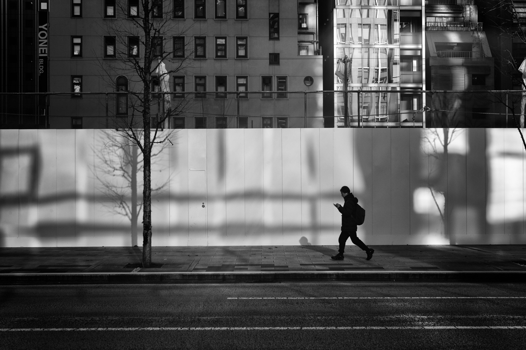 光と影とシルエット