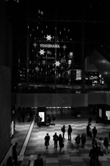 ある日の横浜駅の風景