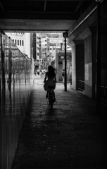吹き抜けた一陣の風