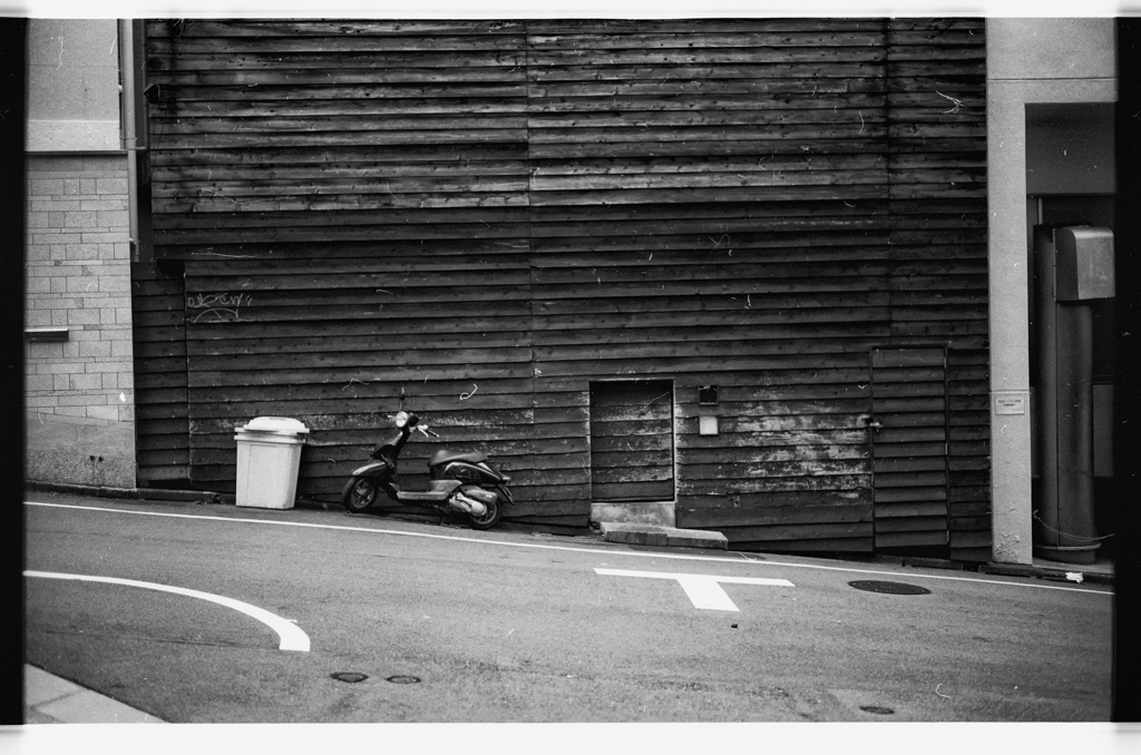 坂道のモノクローム