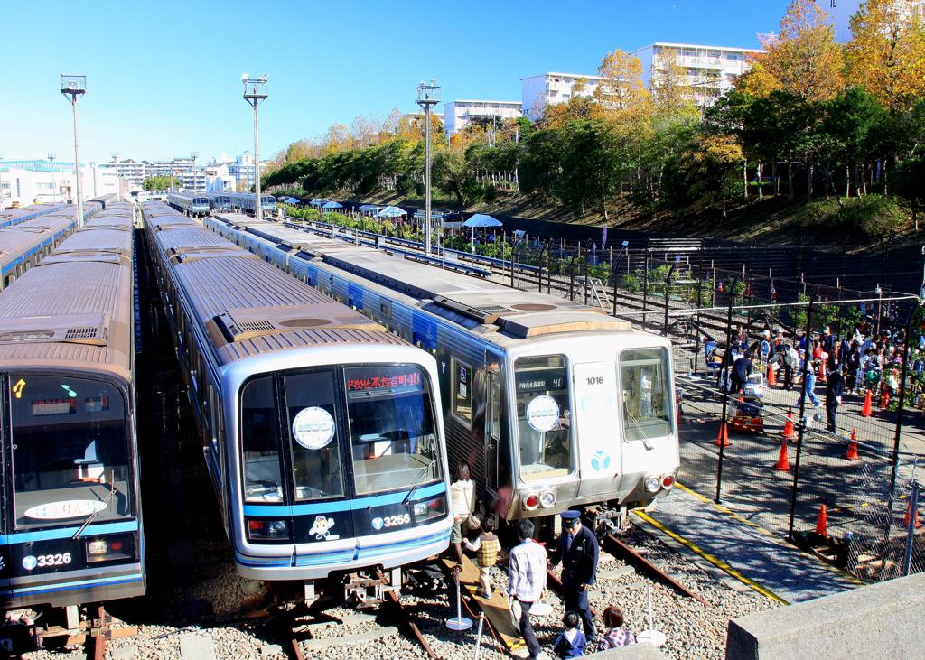 電車基地開放!