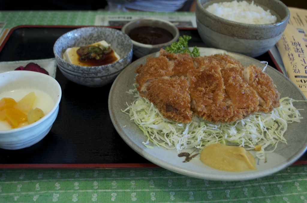 チキンカツ定食