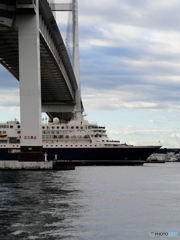 ベイブリッジをくぐり抜けて ベイブリッジをくぐり抜けて