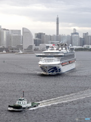 港湾での共同作業