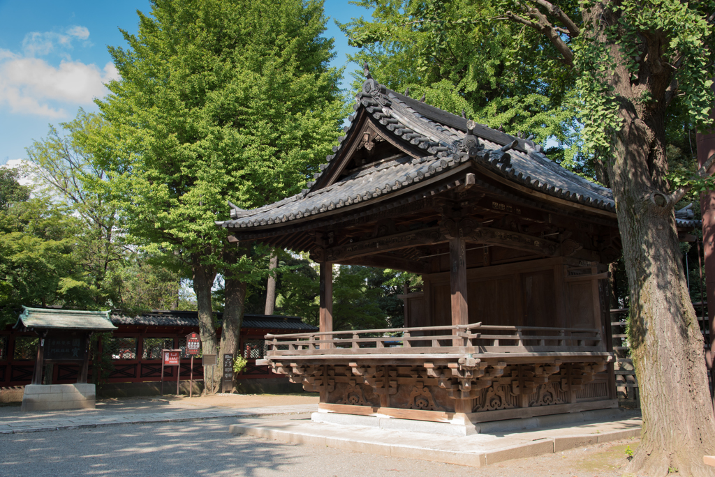 根津神社舞台