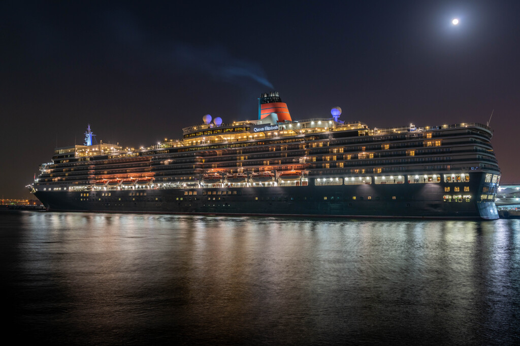YOKOHAMA NIGHT VIEWS