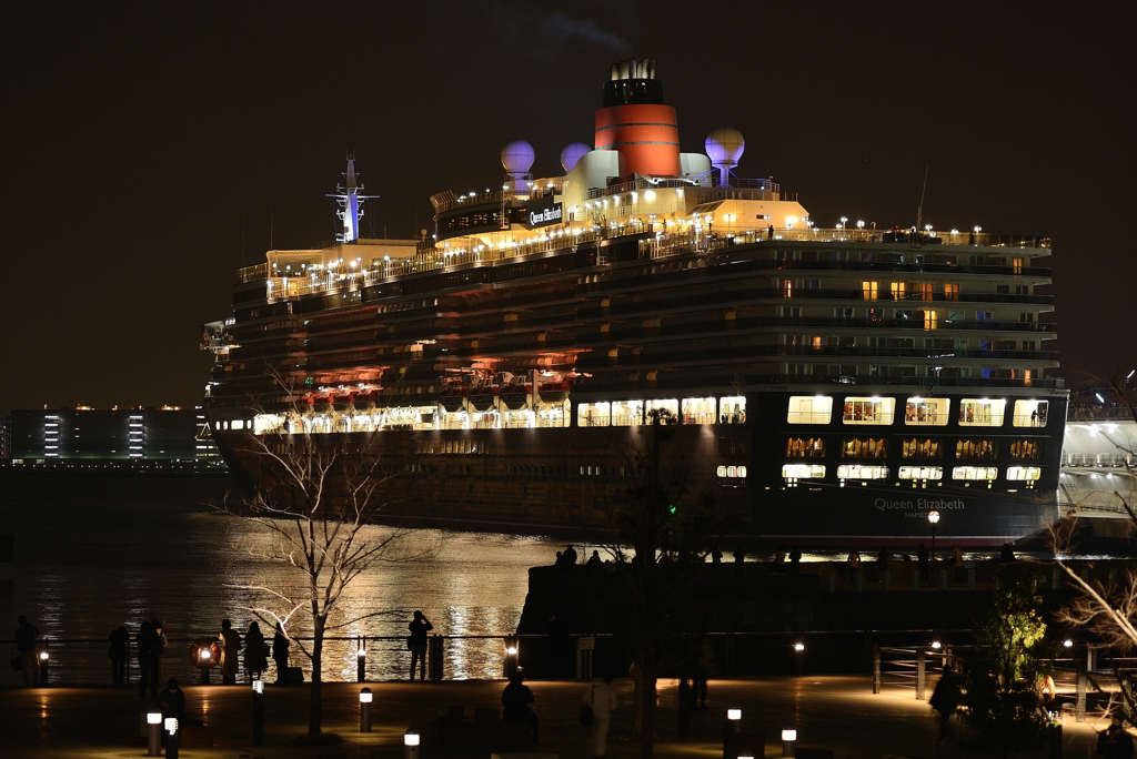 Queen Elizabeth in YOKOHAMA⑥