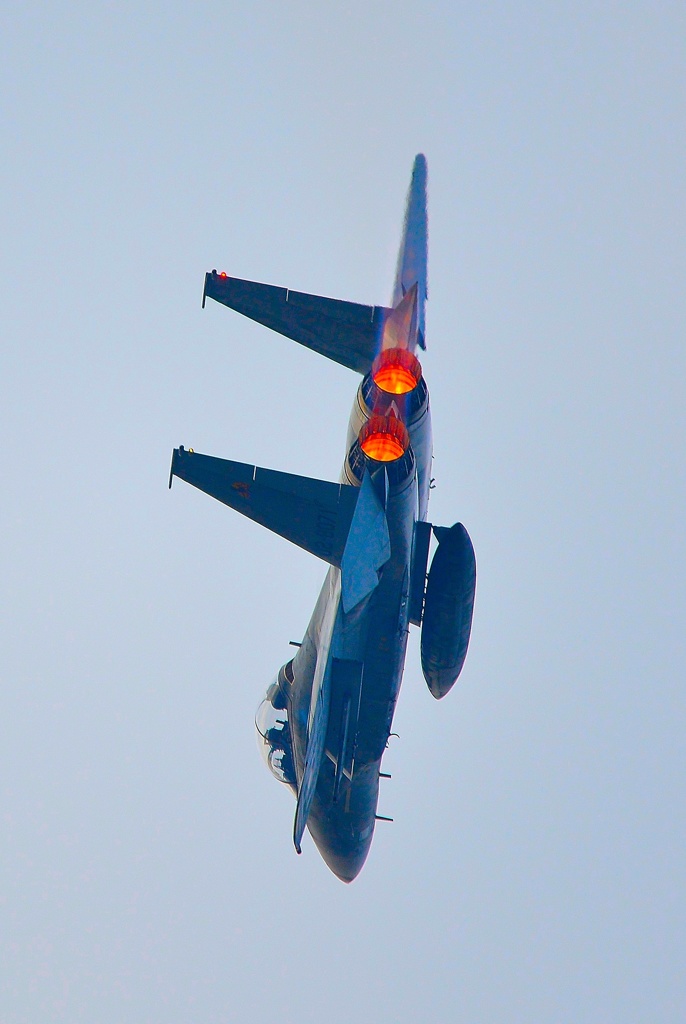 F15