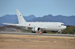 空中給油機
